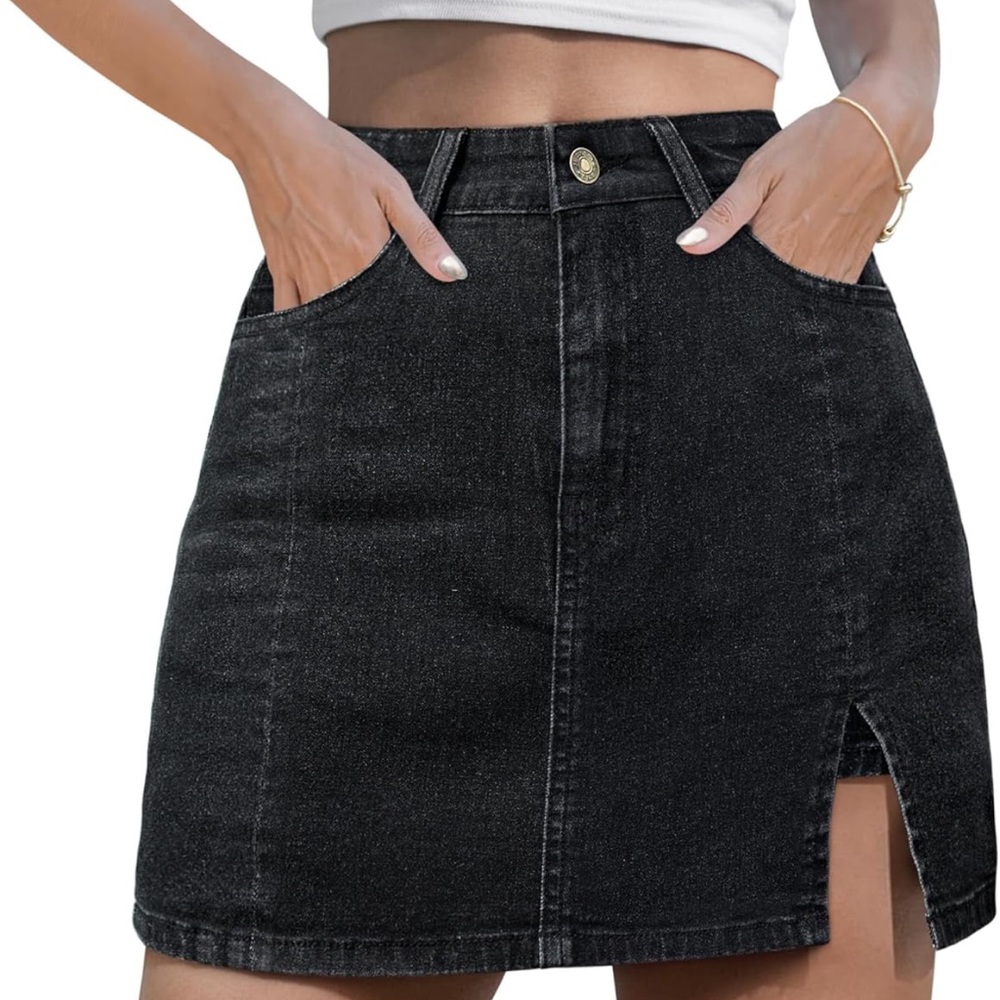 NEW Women’s Black Denim Mini Skirt with Side Slit High Waisted Medium